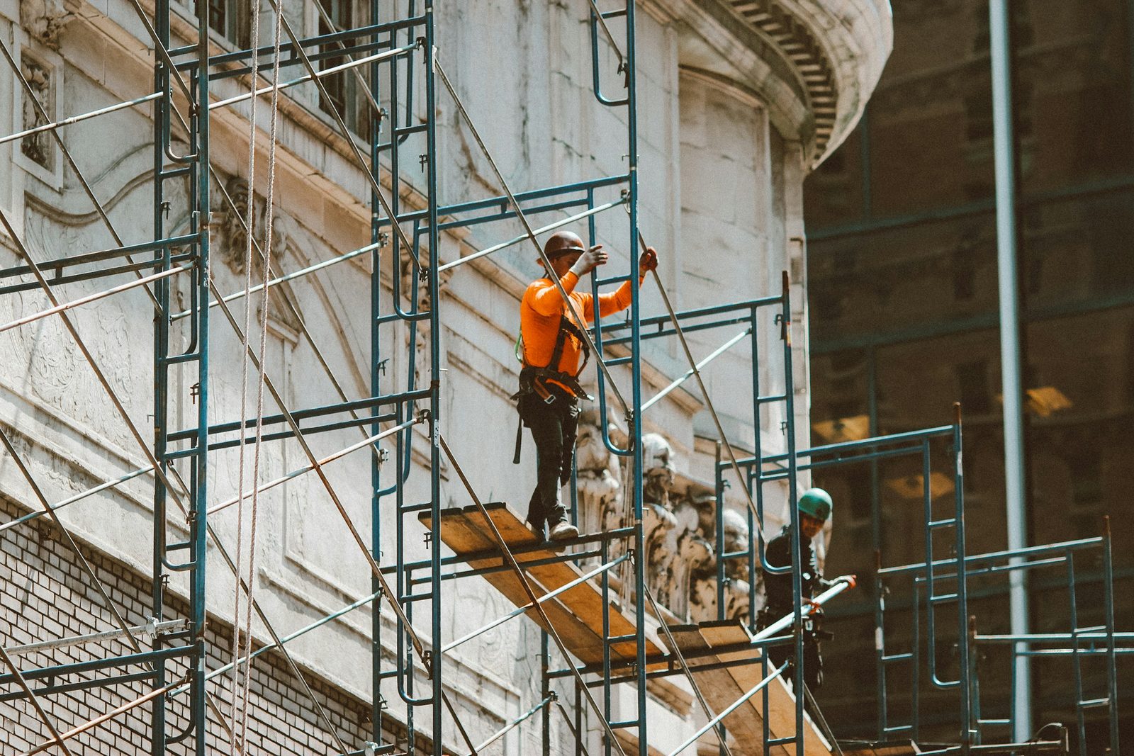 Rehabilitación de fachada de edificio en Alicante
